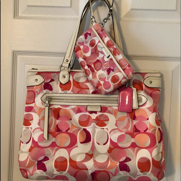 Coach Handbags - Coach price is firm